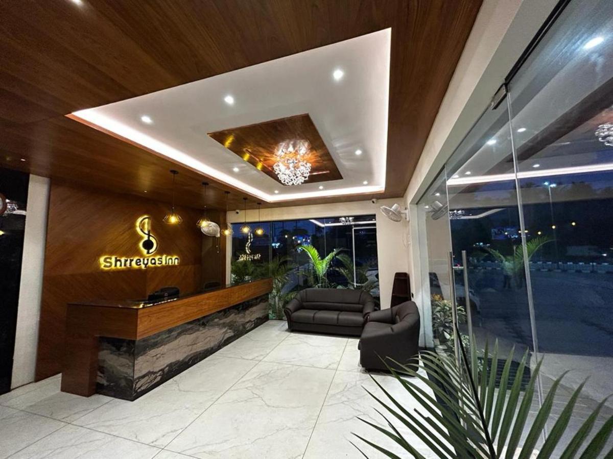 Shrreyas Inn Boarding & Lodging Kundapur Ngoại thất bức ảnh